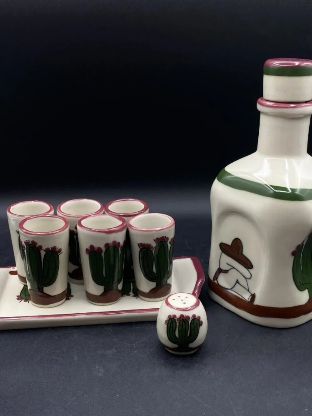 LM Mexico Tequila Sombrero Cactus Set Shot Glasses Salt Shaker Tray Vitrified ￼